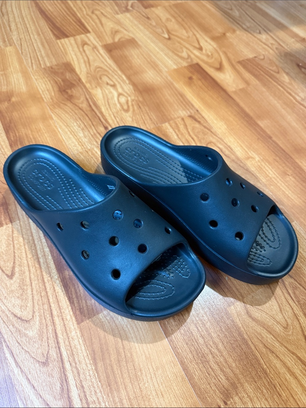 Women’s Black Slip-On Slide Crocs Sandals - Picture 2 of 12